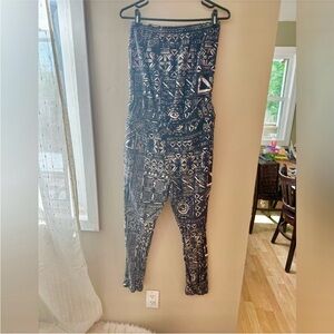 Madewell Patterned Jumpsuit Size M